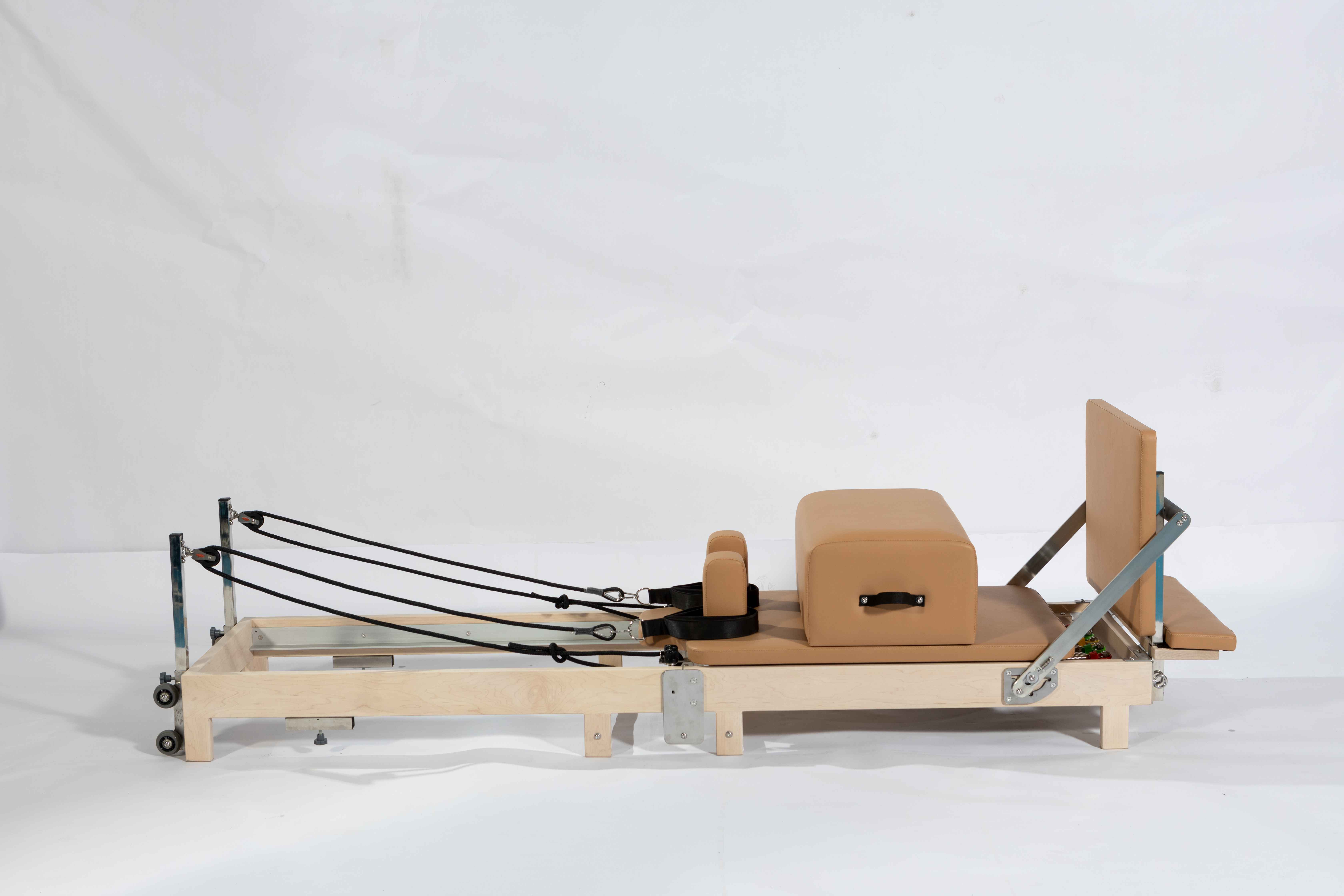 Maple Wood Pilates Reformer, A - Pilates & Yoga Reversible Mockneck Sweatshirt recensie en prijs